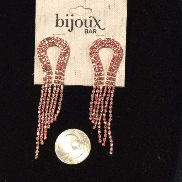 Uncas Pink Dangle Earrings 💕💕💕💕💕💕💕 - Picture 5 of 5